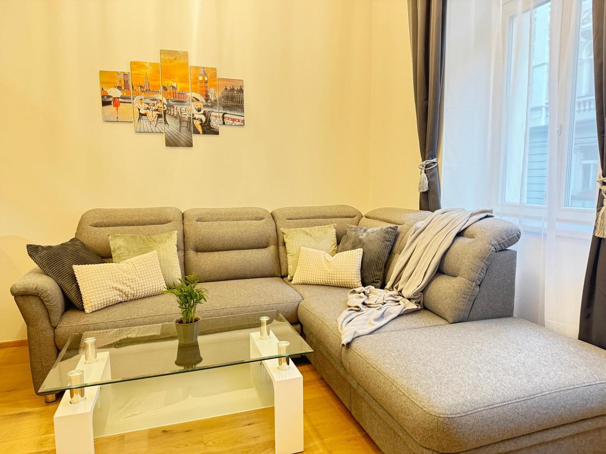 Free Parking - Cozy Apartment Near Vysehrad Railway Bridge ปราก ภายนอก รูปภาพ