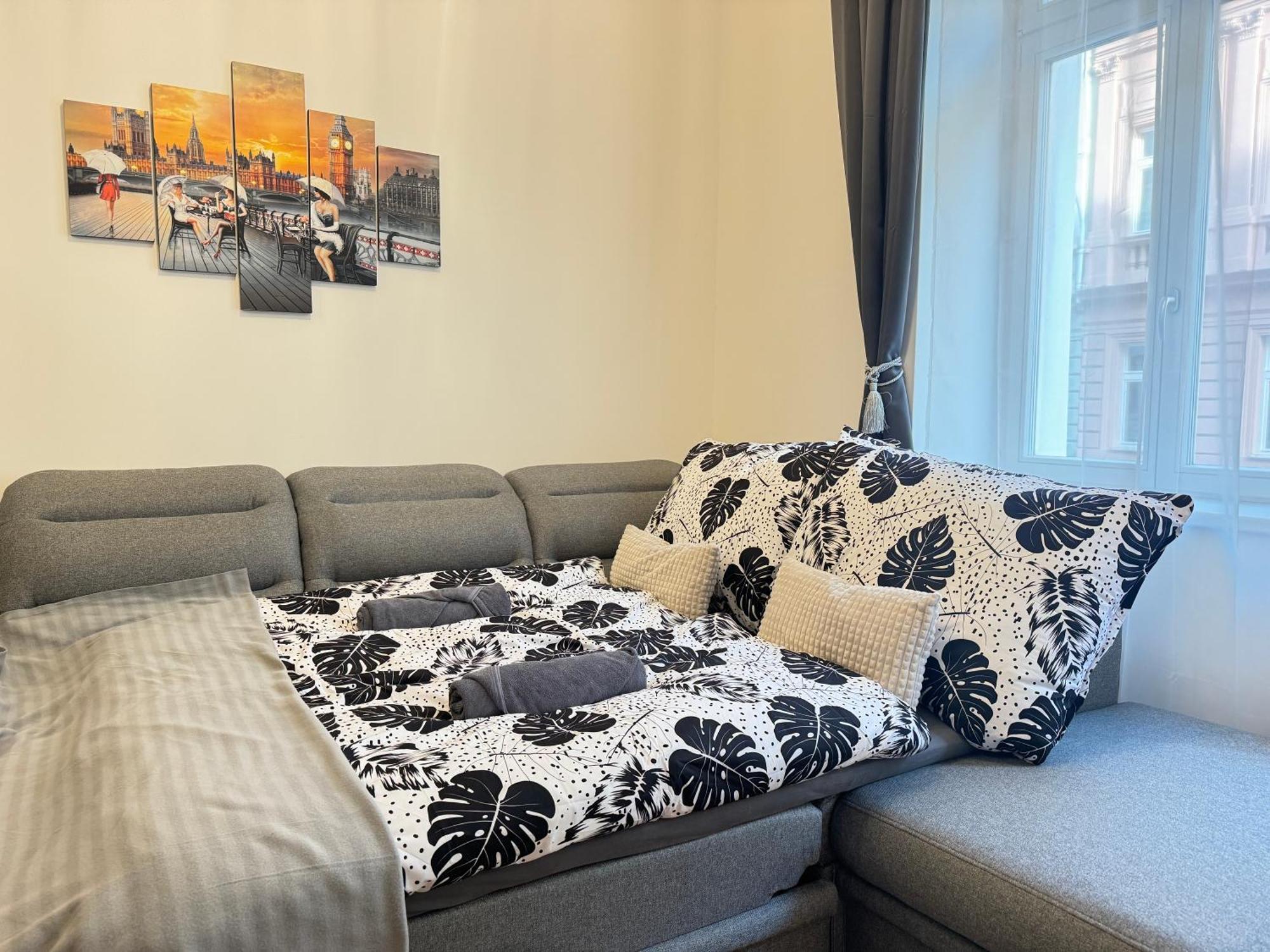Free Parking - Cozy Apartment Near Vysehrad Railway Bridge ปราก ภายนอก รูปภาพ
